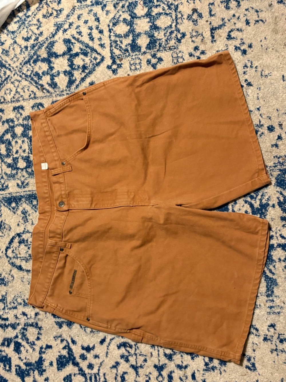 Men's Tan Cargo Shorts with Utility Pockets